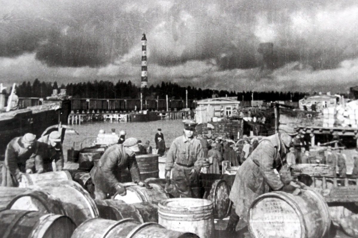 Порт Осиновец - 1942 год